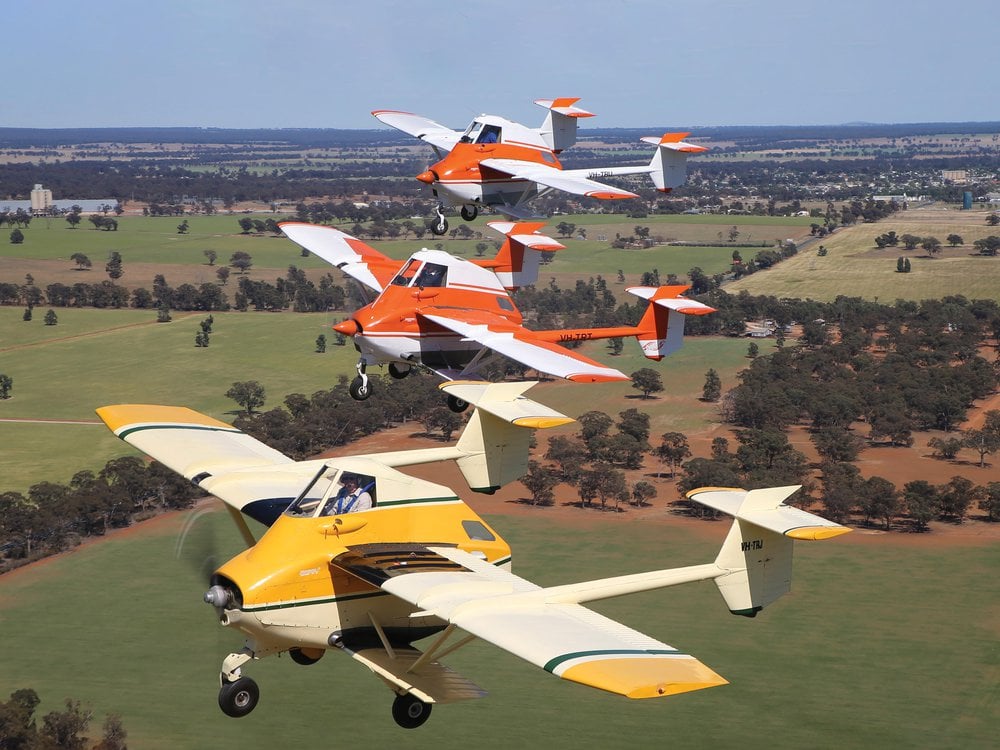3 PL-12 skytruks turning right